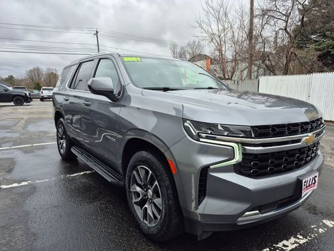 Used 2021 Chevrolet Tahoe LS image 3