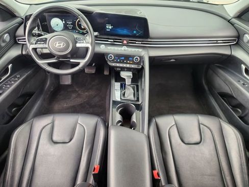 Used 2024 Hyundai Elantra Limited image 20