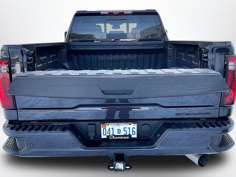 Used 2024 GMC Sierra 2500 Denali Ultimate image 7