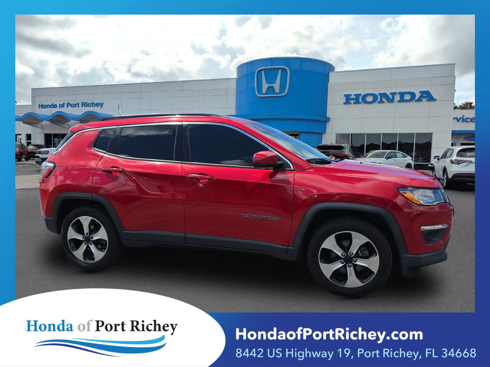Used 2018 Jeep Compass Latitude w/ Popular Equipment Group FWD image 1