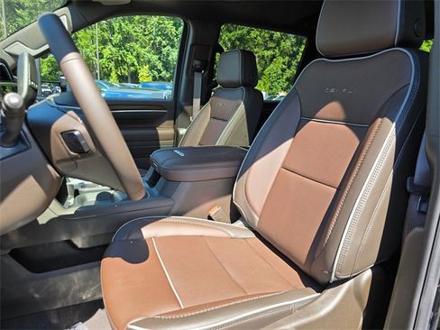 New 2025 GMC Sierra 2500 Denali w/ Technology Package image 21