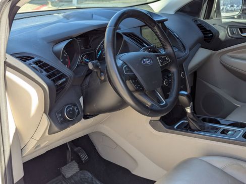 Used 2017 Ford Escape SE w/ SE Leather Comfort Package image 13