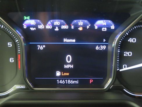 Used 2021 GMC Yukon XL SLT RWD image 35