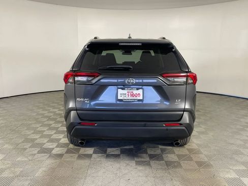 Used 2021 Toyota RAV4 LE AWD/4WD image 23