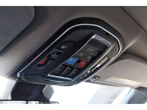 Used 2023 Jeep Wagoneer 4WD w/ Premium Group I image 26