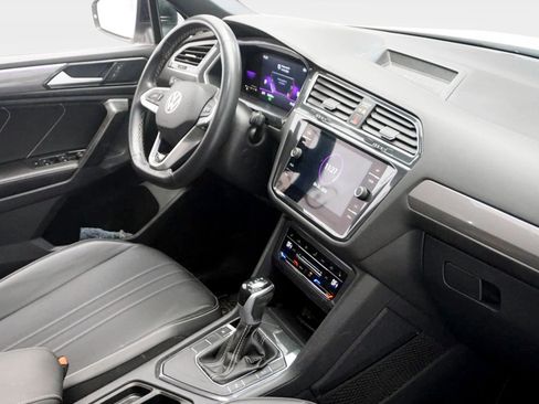 Used 2023 Volkswagen Tiguan SE R-Line FWD image 24