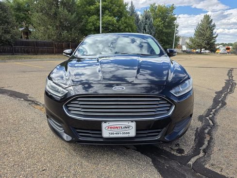 Used 2016 Ford Fusion SE FWD image 11