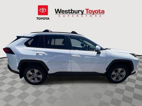 Certified 2023 Toyota RAV4 XLE w/ Convenience Package AWD/4WD image 6