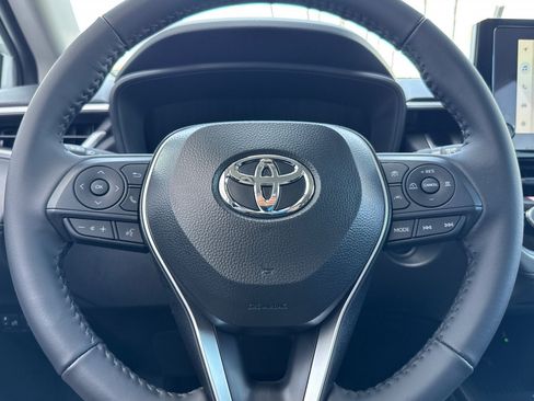 New 2026 Toyota Corolla Cross LE FWD image 25