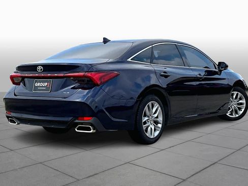 Used 2021 Toyota Avalon XLE w/ Carpet Mat Package (TMS) image 11