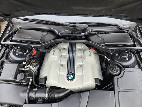 Used 2005 BMW 745Li RWD image 49