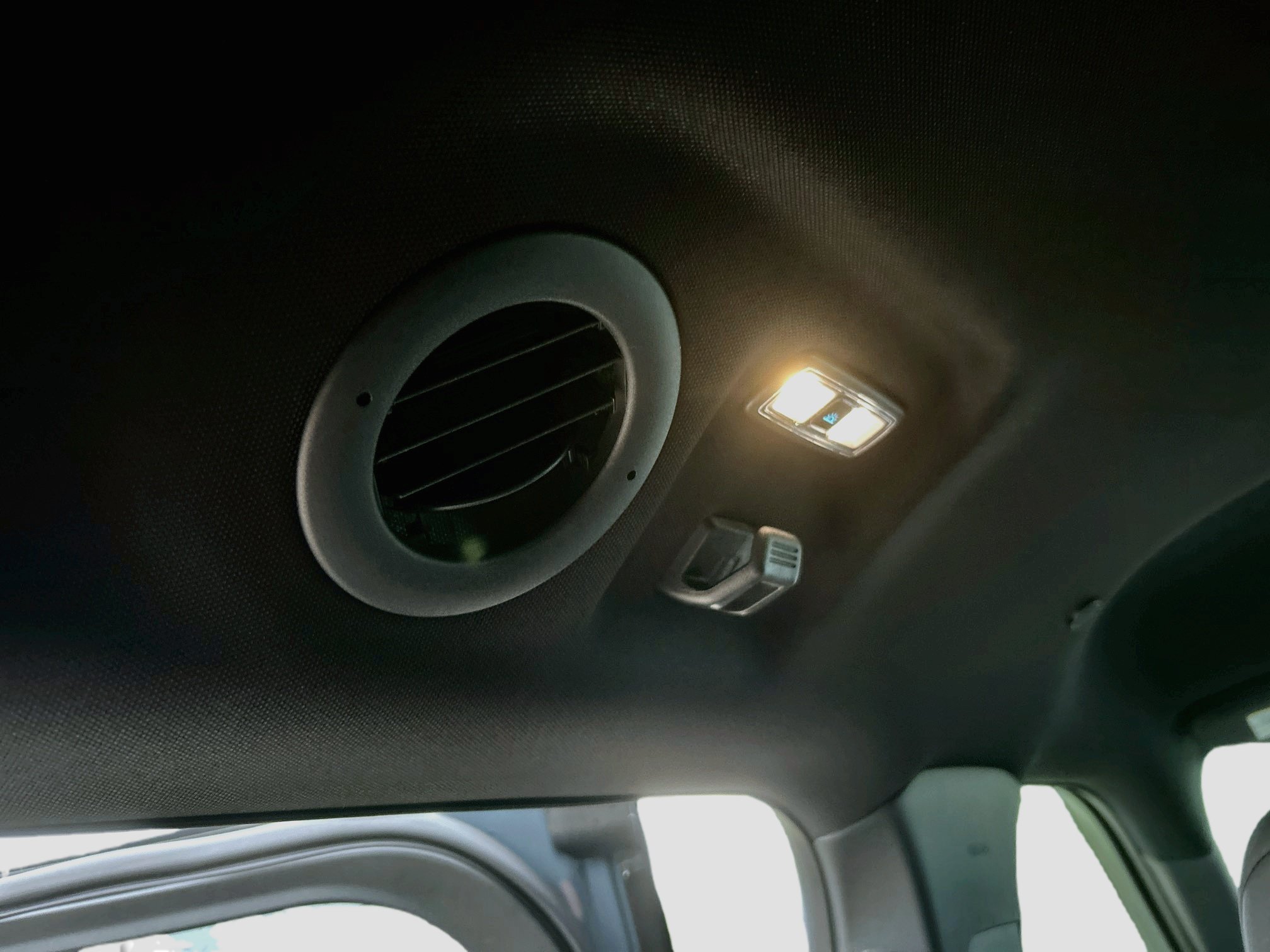 New 2027 Ford Explorer Active RWD image 18
