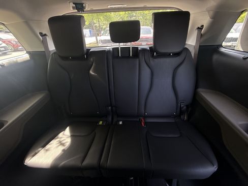 New 2026 Kia Carnival EX FWD image 58