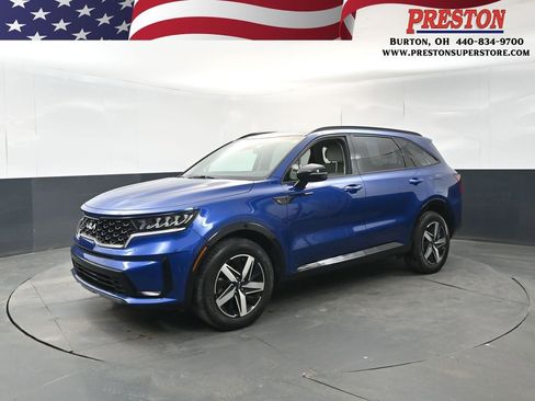 Used 2023 Kia Sorento S w/ Panoramic Sunroof Package image 1