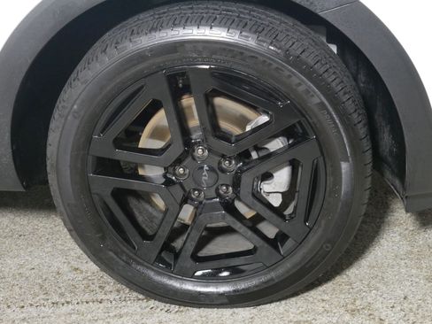 Used 2025 Kia Telluride SX X-Line AWD/4WD image 15