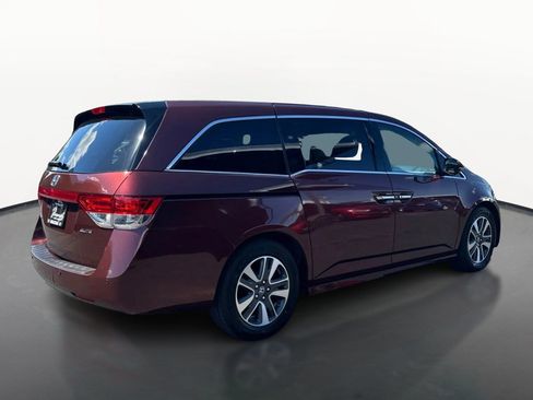 Used 2016 Honda Odyssey Touring image 3