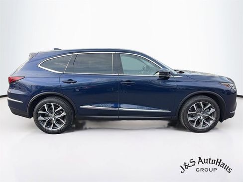 Used 2023 Acura MDX SH-AWD w/ Technology Package image 8