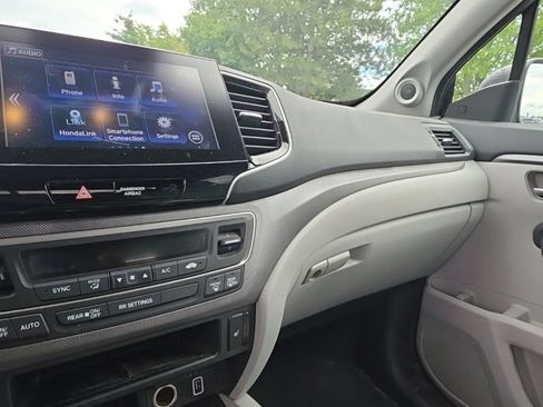 Certified 2023 Honda Ridgeline RTL image 25