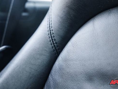 Used 2005 Porsche 911 Carrera image 21