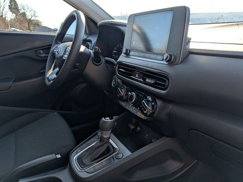 Used 2022 Hyundai Kona SEL AWD/4WD image 24