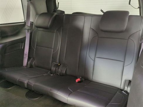 Used 2015 GMC Yukon SLT image 34