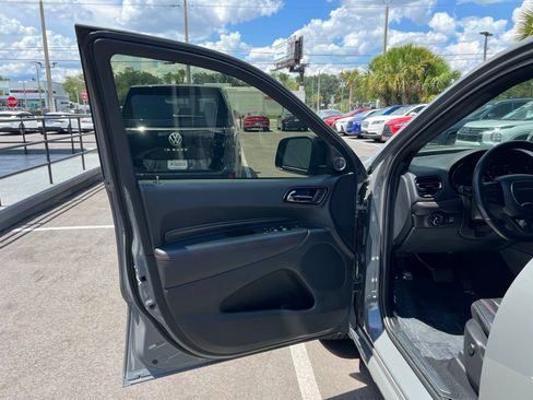 Used 2023 Dodge Durango R/T RWD image 29