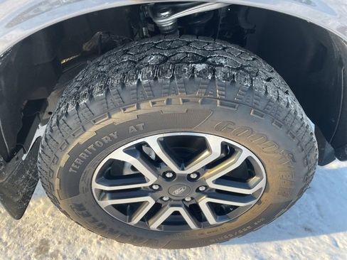 Used 2024 Ford Ranger Lariat w/ Trailer Tow Package image 17