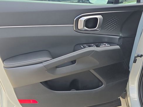 New 2026 Kia Sorento S w/ S Panoramic Sunroof Package FWD image 17