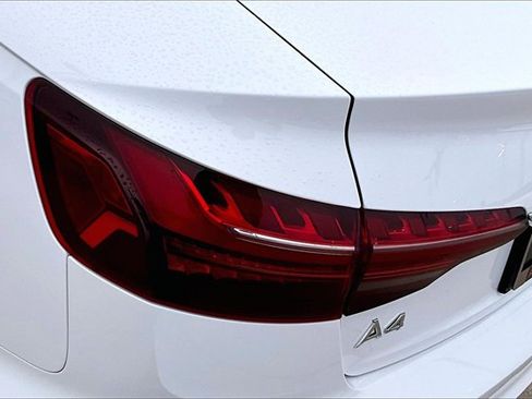 Used 2020 Audi A4 2.0T Premium w/ Convenience Package image 32