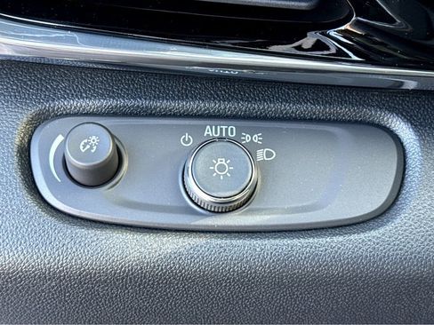 New 2026 Buick Envista Sport Touring w/ Convenience I Package image 10