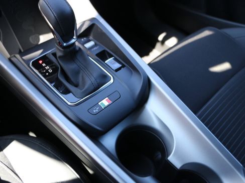 Used 2025 Alfa Romeo Tonale image 23