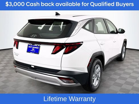 New 2026 Hyundai Tucson SE image 5
