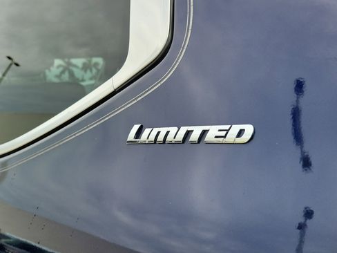 Used 2023 Toyota Tundra Limited w/ Power Package RWD image 27