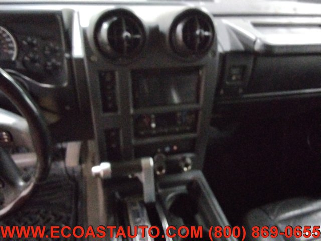 Used 2005 HUMMER H2 w/ Preferred Equipment Group AWD/4WD image 13