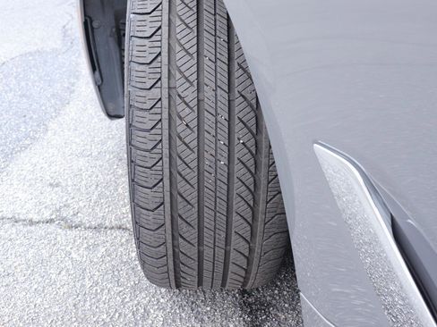 Certified 2022 BMW 540i image 37