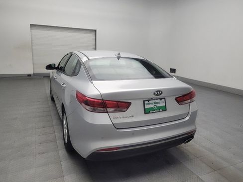 Used 2018 Kia Optima LX image 5