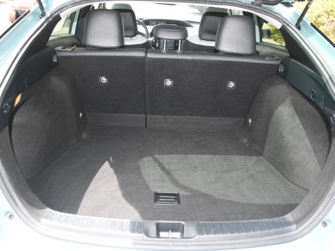Certified 2022 Toyota Prius Limited w/ Premium Convenience Package FWD image 18