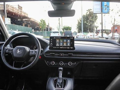 Used 2024 Honda HR-V EX-L image 17