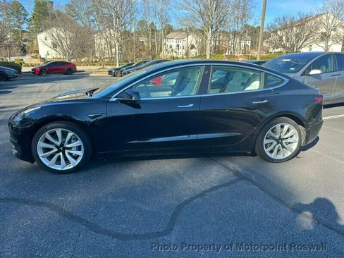 Used 2020 Tesla Model 3 Standard Range Plus image 5