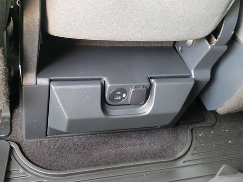 Used 2021 Ford F150 XLT w/ Equipment Group 301A Mid AWD/4WD image 17