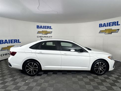 Used 2023 Volkswagen Jetta Sport FWD image 6