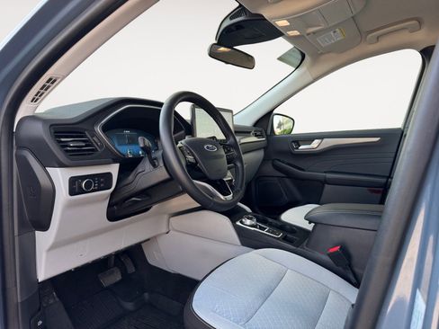 Used 2024 Ford Escape Active w/ Tech Pack #2 image 9