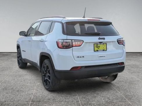 Certified 2026 Jeep Compass Latitude w/ Sun and Sound Group AWD/4WD image 8