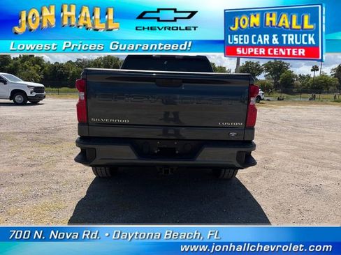 Used 2022 Chevrolet Silverado 1500 Custom RWD image 11