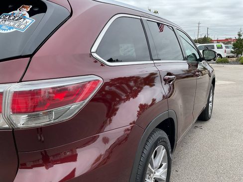 Used 2015 Toyota Highlander XLE AWD/4WD image 8