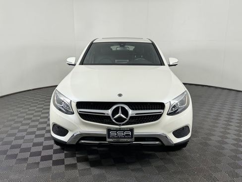 Used 2018 Mercedes-Benz GLC 300 4MATIC Coupe image 2