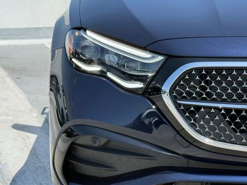 New 2026 Mercedes-Benz E 450 4MATIC Sedan image 5
