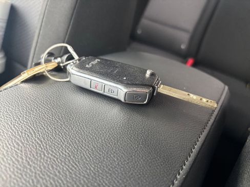 Used 2025 Kia Soul LX w/ LX Technology Package image 22