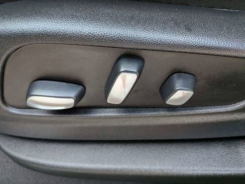 Used 2021 Cadillac XT5 Premium Luxury image 8