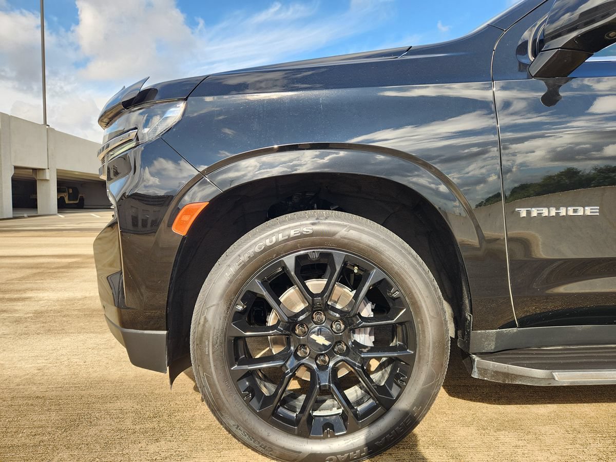 Used 2022 Chevrolet Tahoe LT w/ Luxury Package RWD image 4